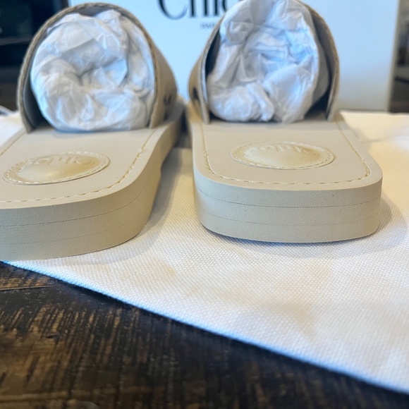 Chloe Slides - Picture 7 of 10